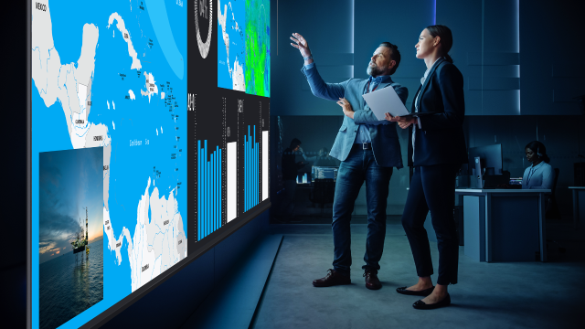 Sharp_FE3_LEDBundle_ControlRoom_UHD+1_med